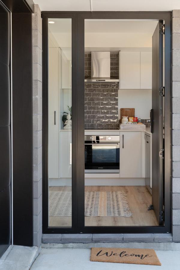 Grace Road Getaway Villa ตาอูรังกา ภายนอก รูปภาพ